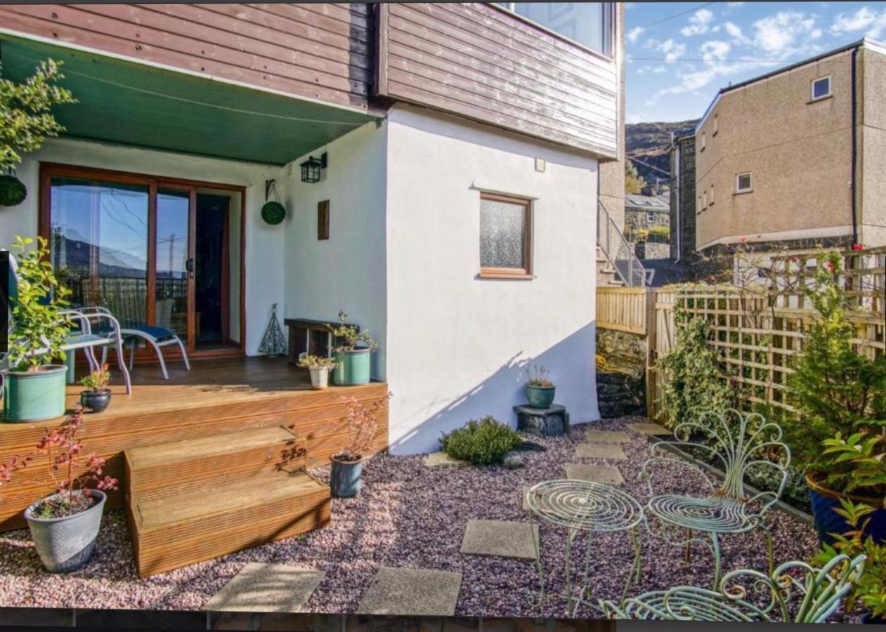 Hendre Villa Blaenau Ffestiniog Buitenkant foto