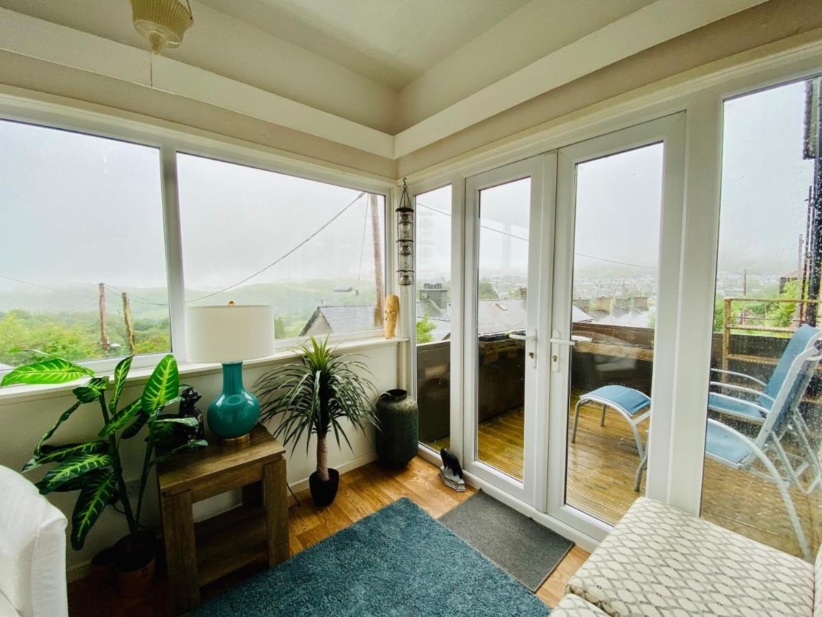 Hendre Villa Blaenau Ffestiniog Buitenkant foto