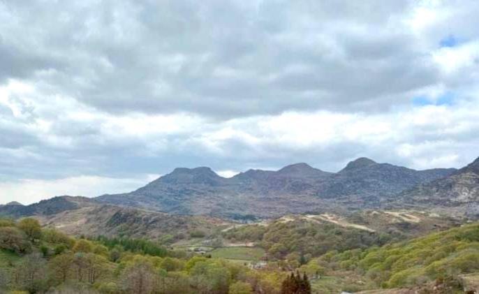 Hendre Villa Blaenau Ffestiniog Buitenkant foto
