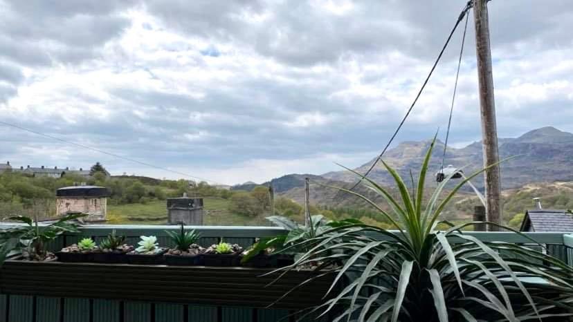 Hendre Villa Blaenau Ffestiniog Buitenkant foto