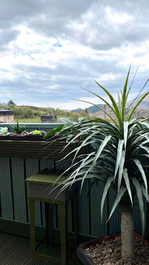 Hendre Villa Blaenau Ffestiniog Buitenkant foto