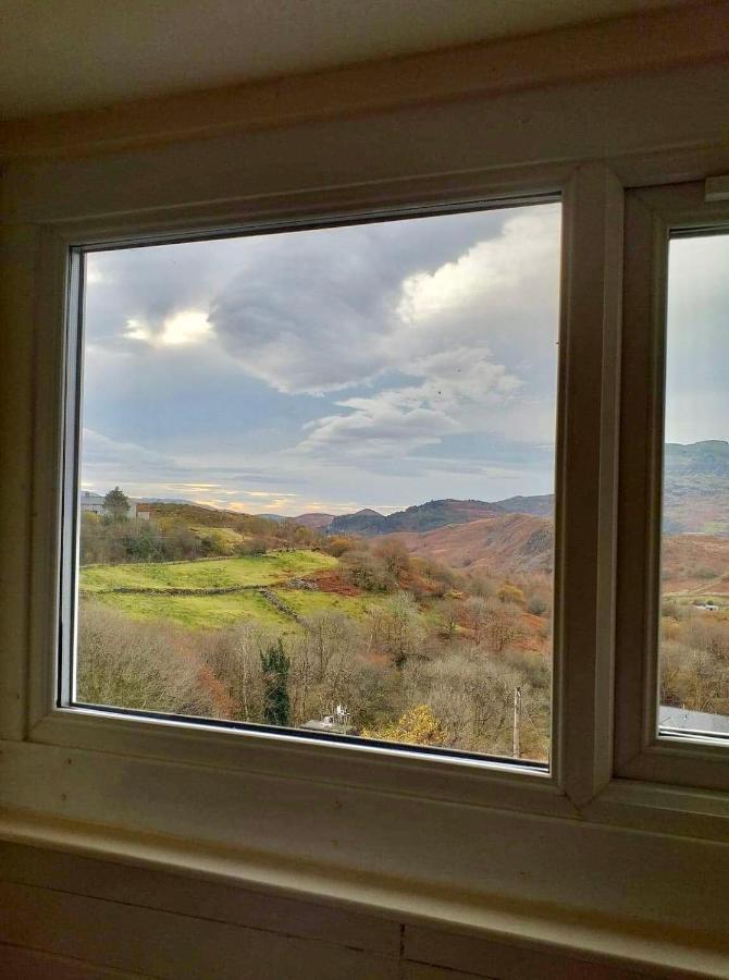 Hendre Villa Blaenau Ffestiniog Buitenkant foto